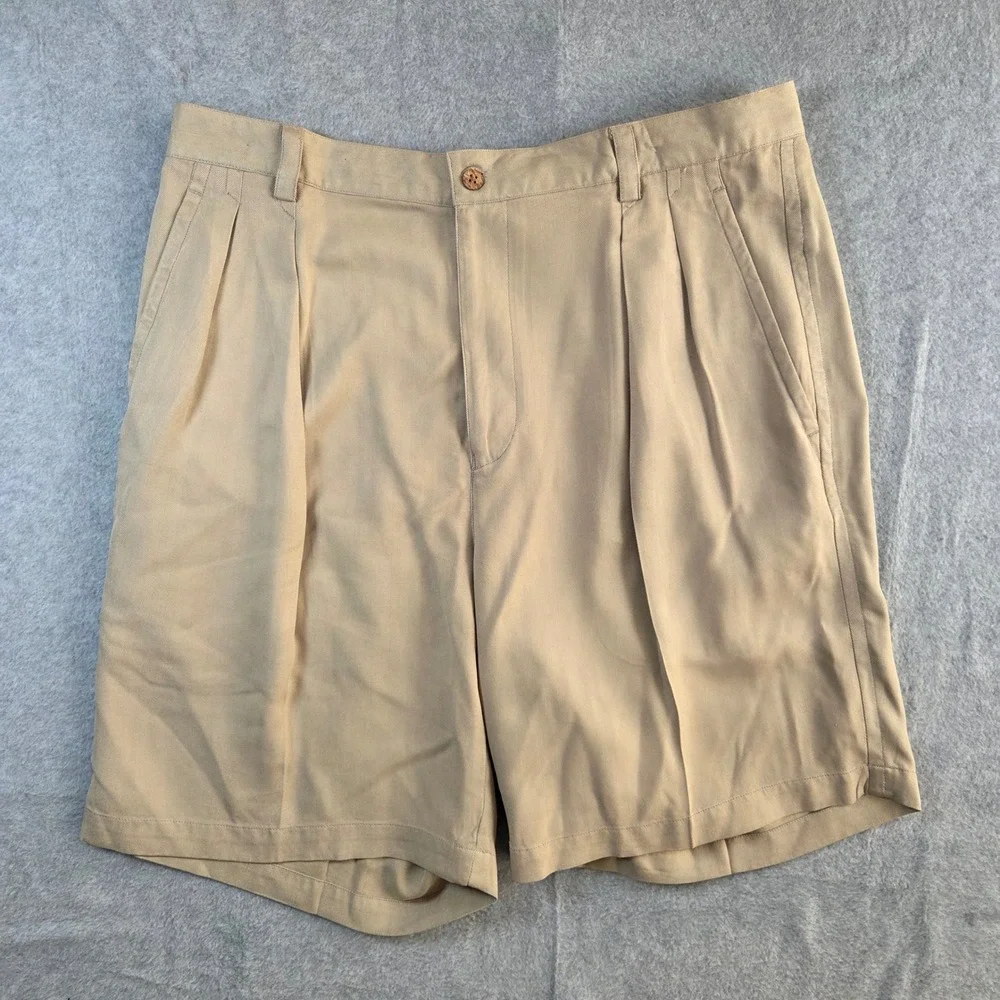 Tommy Bahama Relax Mens 35 Khaki Tan 100% Silk Herringbone Pleated Shorts